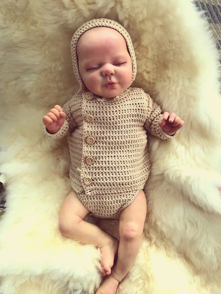 Valentina by Elisa Marx